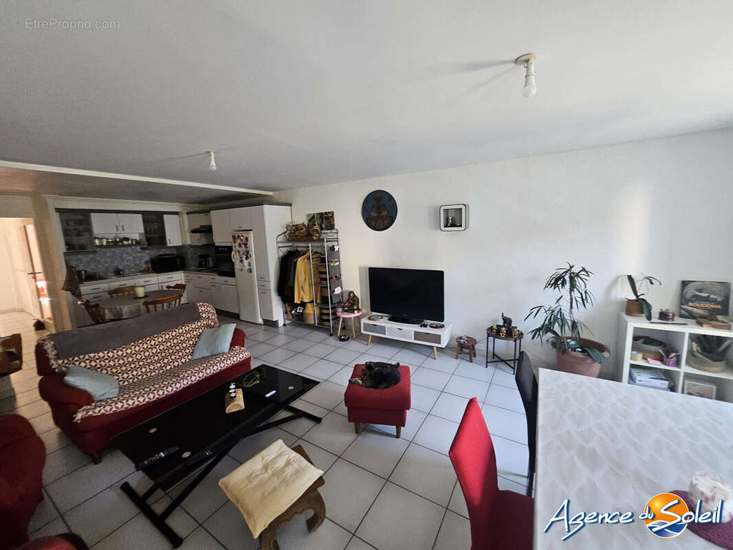 Appartement à LEZIGNAN-CORBIERES