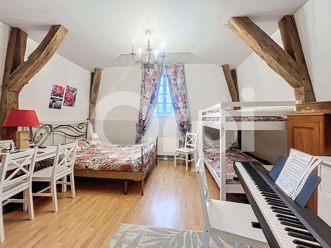 Appartement à COSNAC