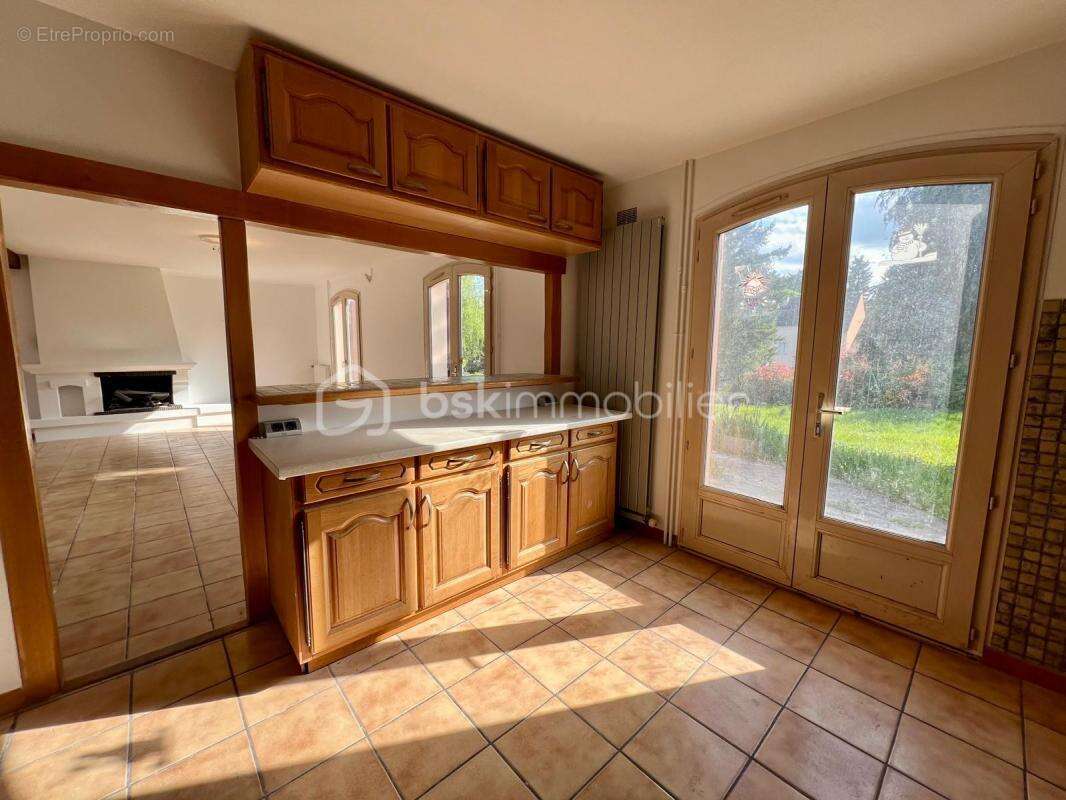 Maison 5 chambres sous sol total - photo 5