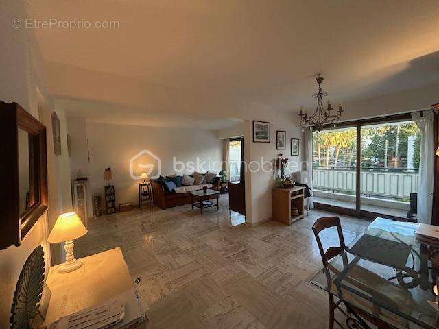 Appartement de type F3/F4 Cannes de plus de 78 m2 - photo 4