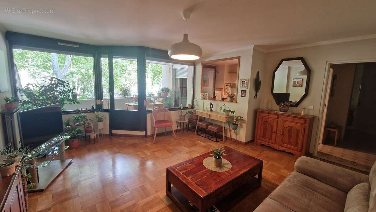 Appartement à LYON-7E