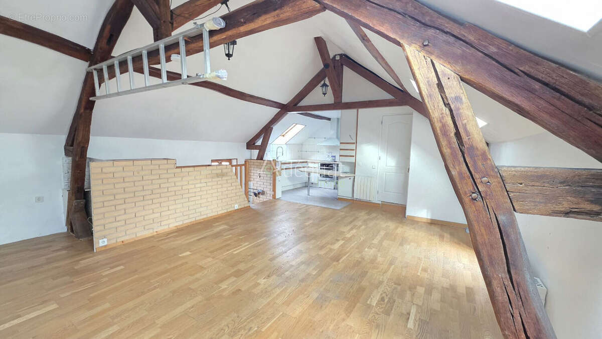 Appartement à VIARMES