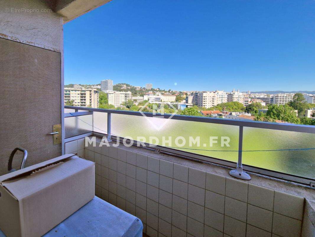 Appartement à MARSEILLE-8E