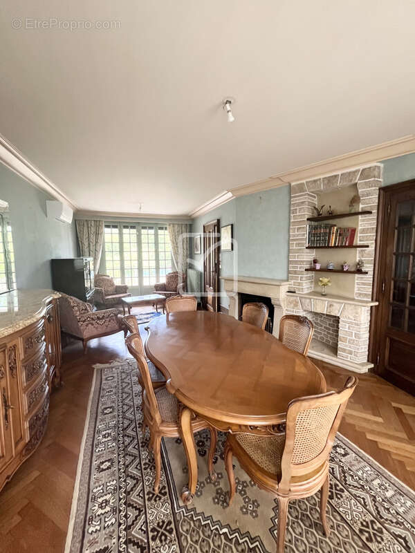 Maison Objat - 143 m2 - 6  pièces - photo 5