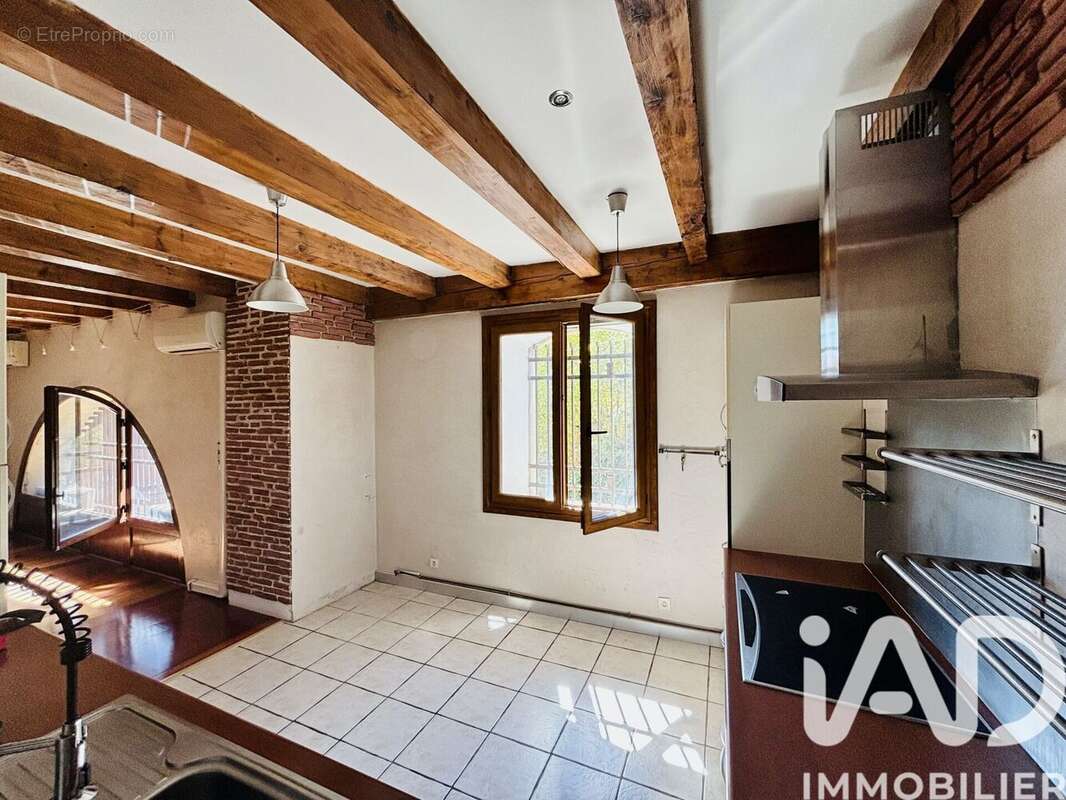 Photo 6 - Commerce à MARSEILLE-13E