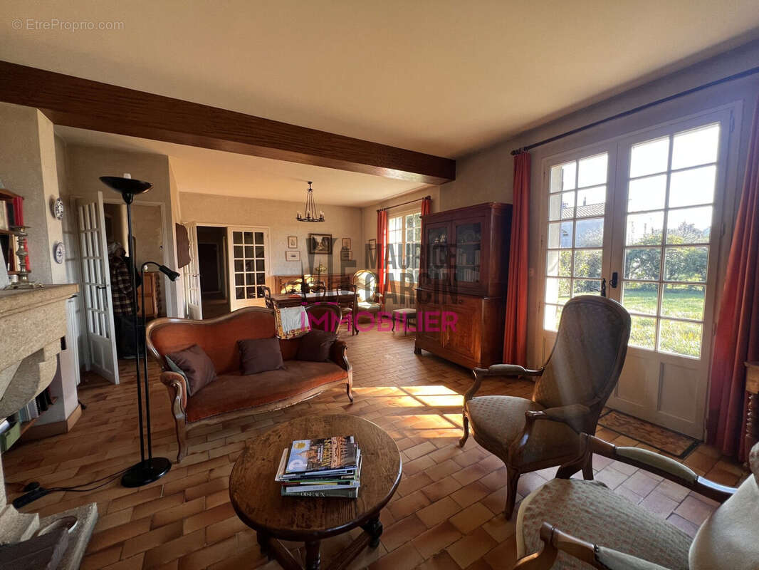 Maison 174 m² à Chateaurenard  - photo 2