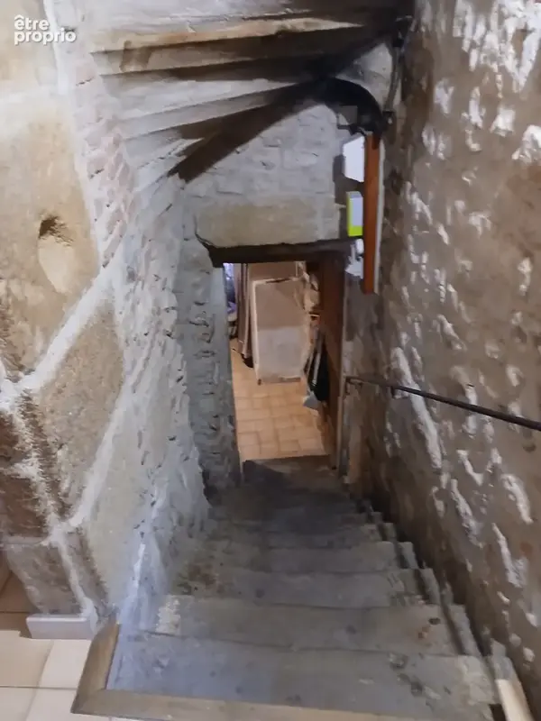 Belle maison de caractère dans un  village avec toutes commodités !!! - photo 11