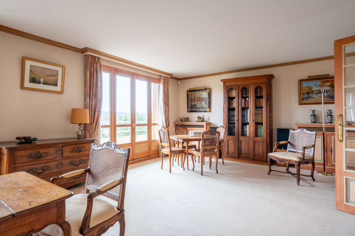 Appartement à LE VESINET