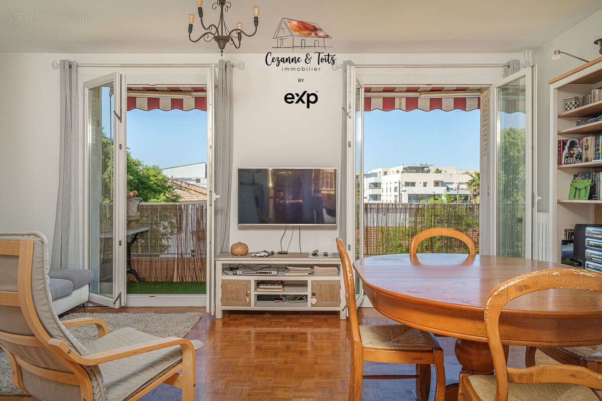 Appartement à MARSEILLE-9E