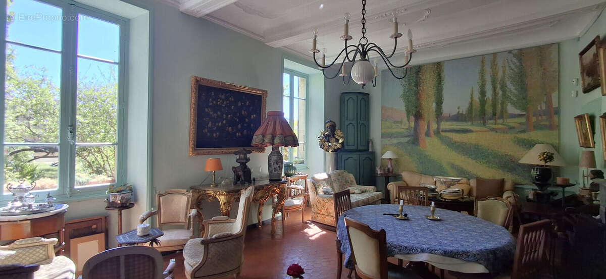 Maison à SAINT-PAUL-TROIS-CHATEAUX