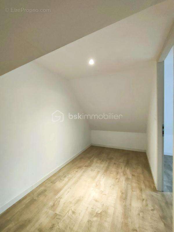 Maison à HOUPLIN-ANCOISNE