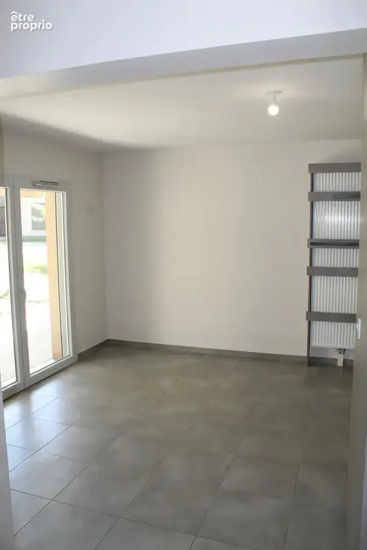 Appartement à vendre 3 pièces CEYZERIAT (01) - photo 3