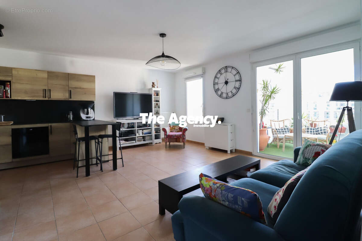 Appartement à MARSEILLE-2E