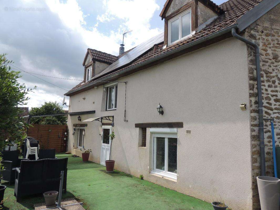 Maison à CHAVIN