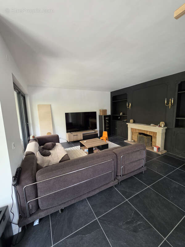Appartement rez-de-jardin Barcelonnette Centre - photo 2