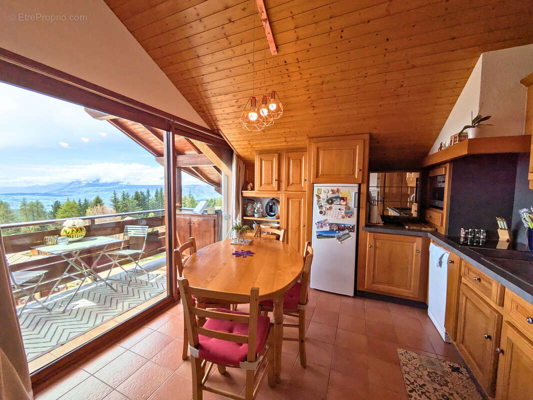 Appartement à SAINT-MICHEL-DE-CHAILLOL