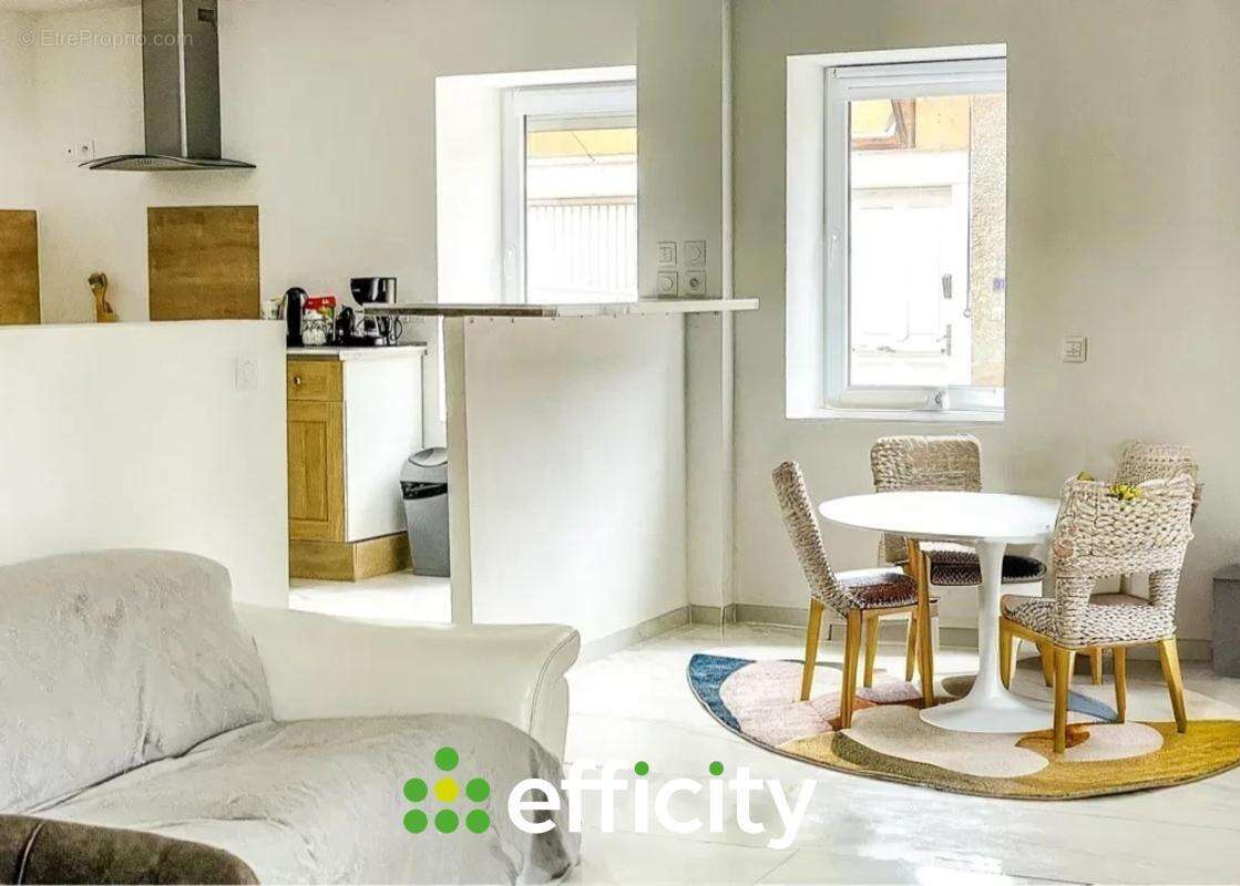 Maison 100 m² à Saint-Romain-De-Jalionas  - photo 3