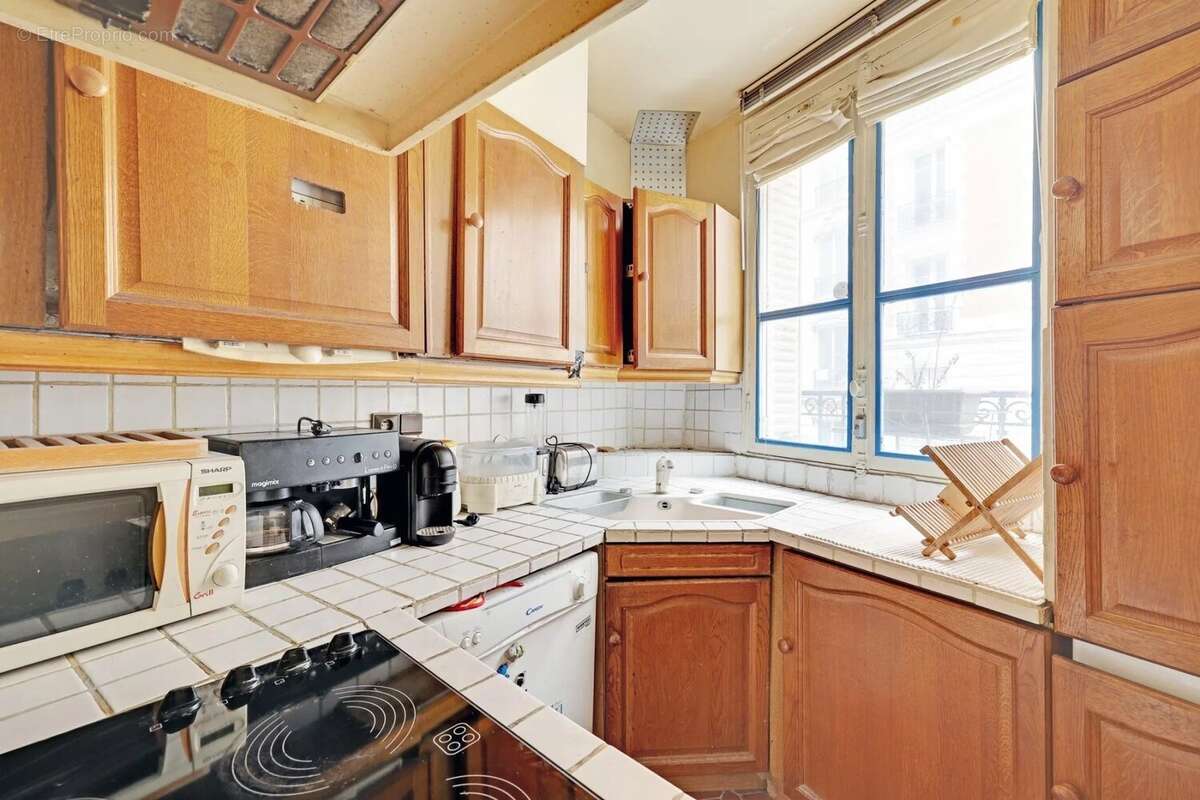 Appartement à PARIS-18E