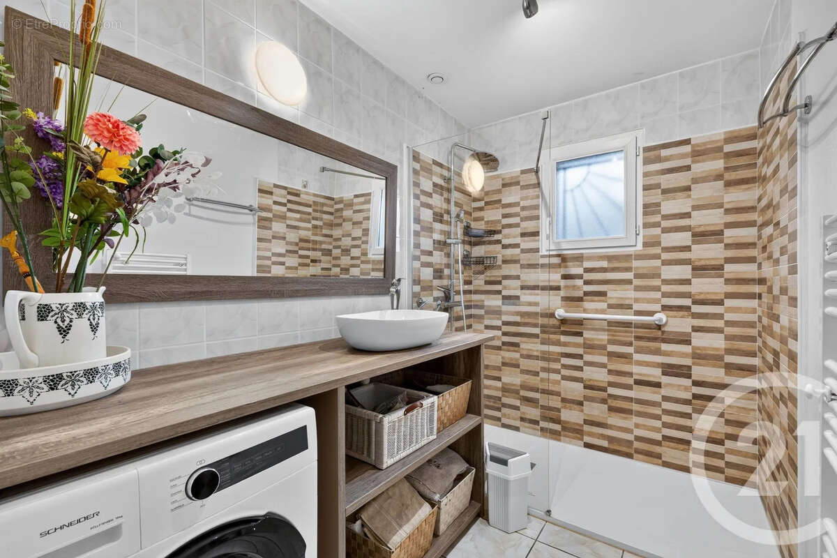 Maison 87 m² à Le Fieu  - photo 3