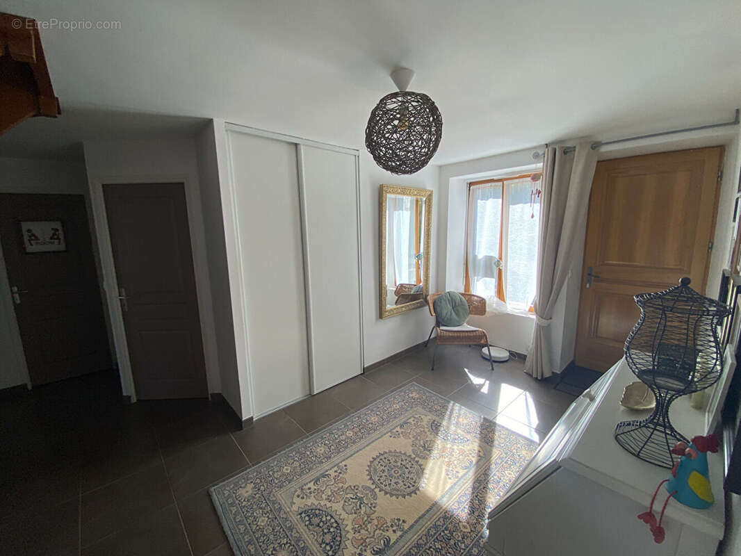 Grande maison, centre-ville de lamballe ! - photo 12