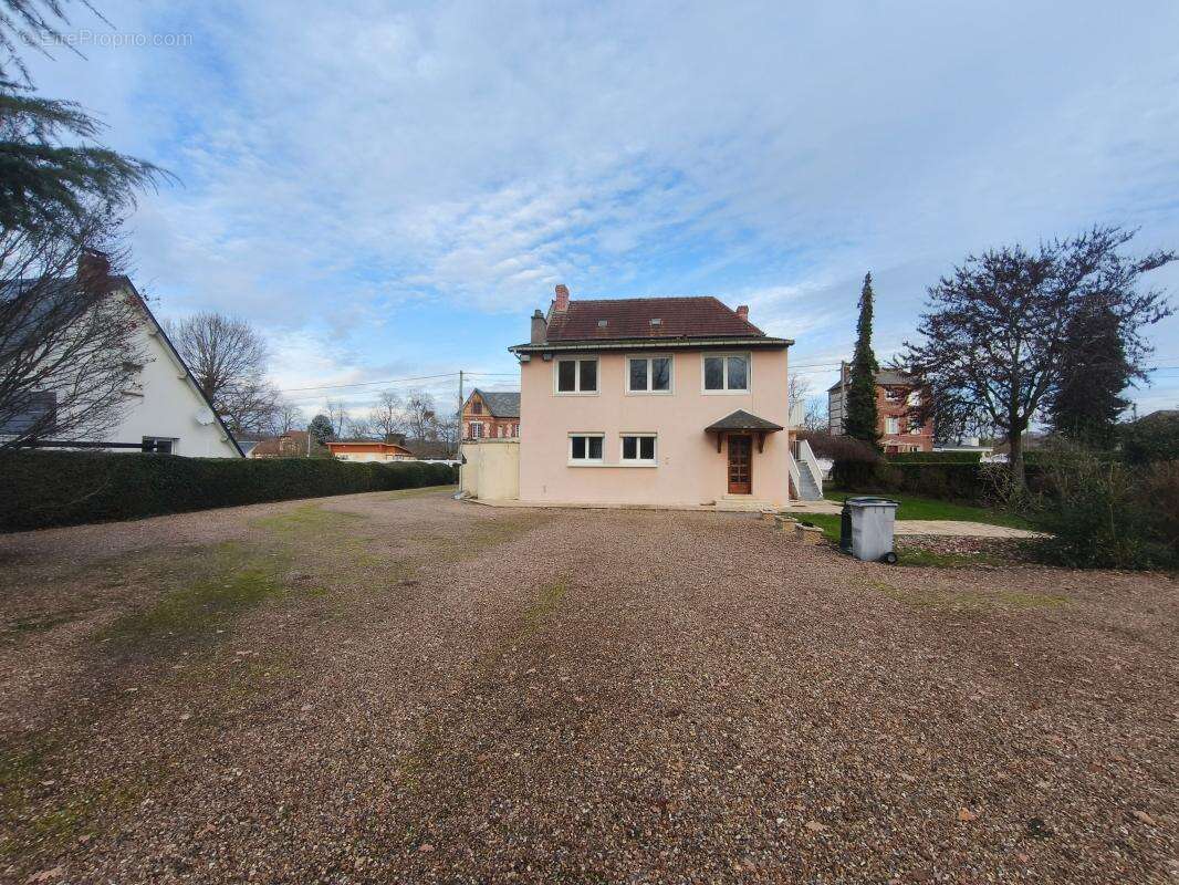 Maison à SAINT-AUBIN-LES-ELBEUF