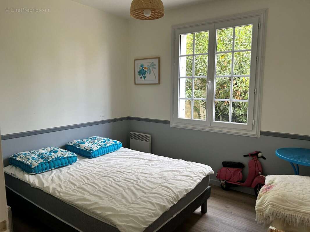 Maison 100 m² à Beauvoir-Sur-Mer  - photo 4