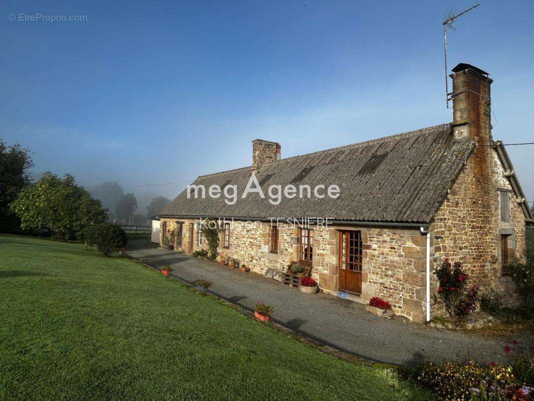 Maison à VILLEDIEU-LES-POELES