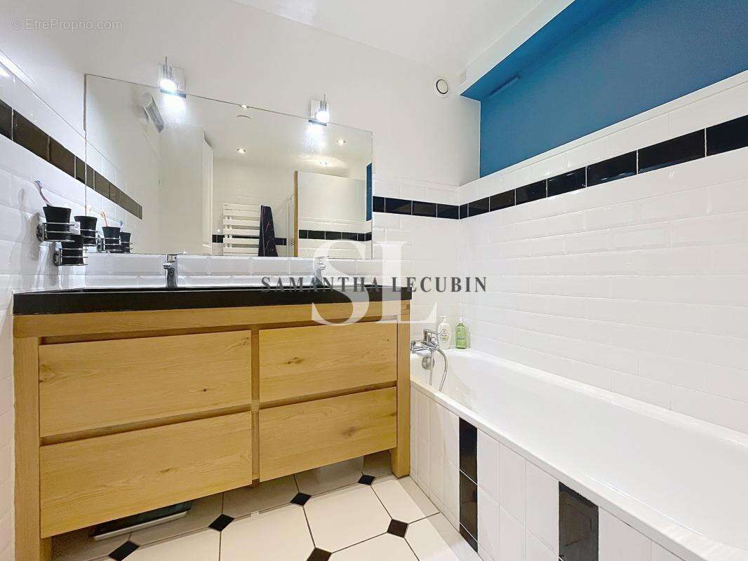 Maison 145 m² à Romainville  - photo 14