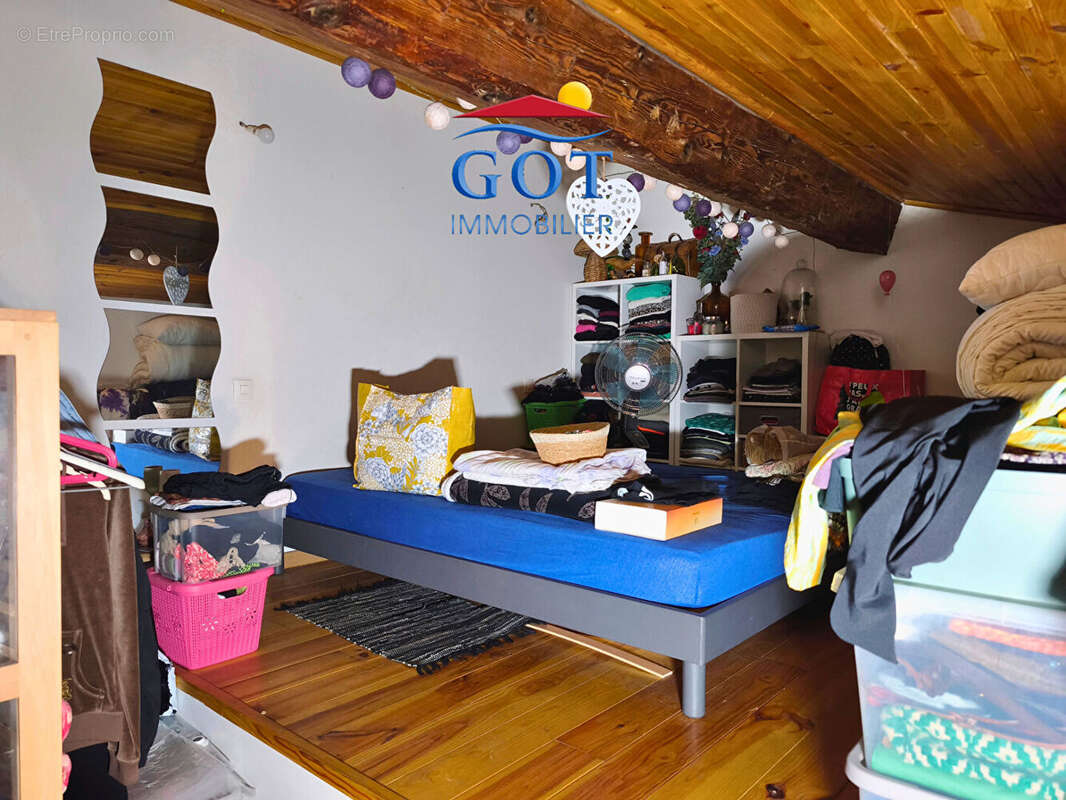 Appartement à SAINT-LAURENT-DE-LA-SALANQUE