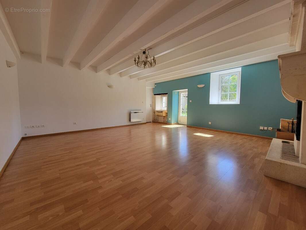Maison à SALLES-D'ANGLES