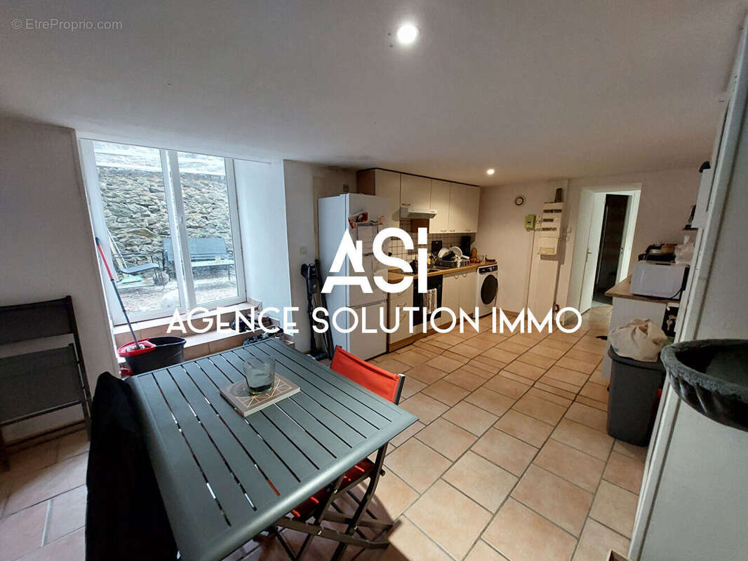 Appartement à SILLE-LE-GUILLAUME