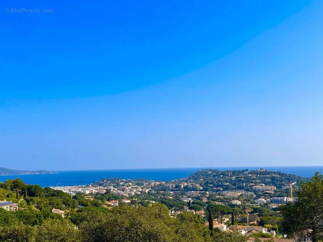 Maison à CAVALAIRE-SUR-MER