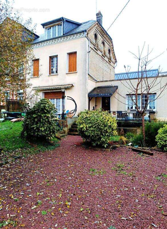 Investissement - maison T5 avec jardin - vendue louée - photo 11