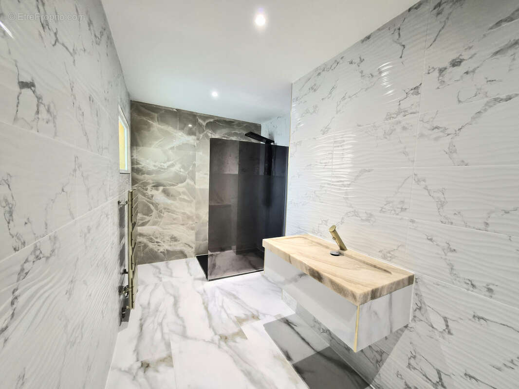 Maison à SAINT-CHRISTOL-LES-ALES