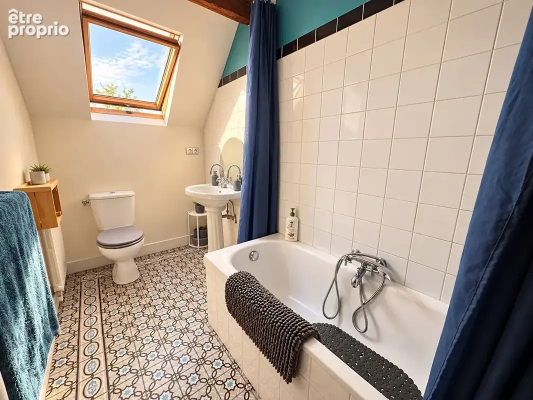 Maison ancienne de charme avec 600 m² de terrain - photo 9