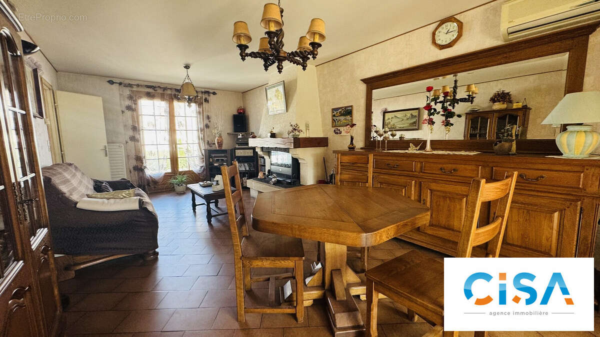 Maison à PONT-SAINTE-MAXENCE