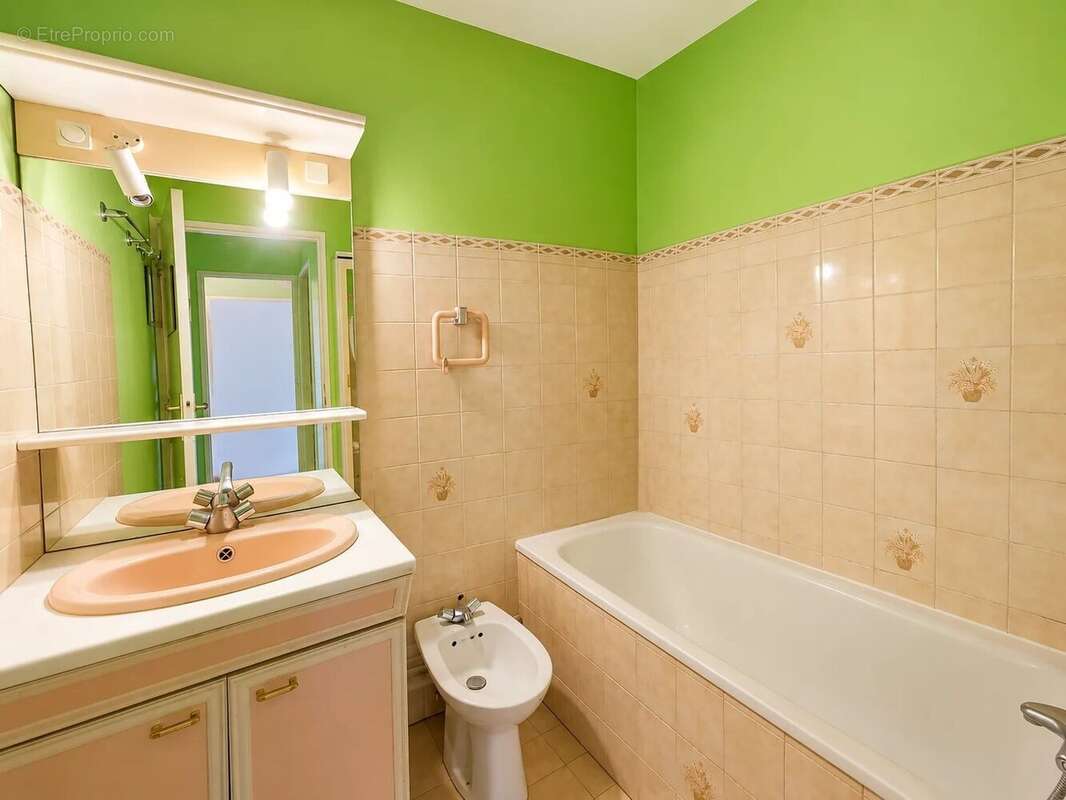 Appartement à LE CANNET