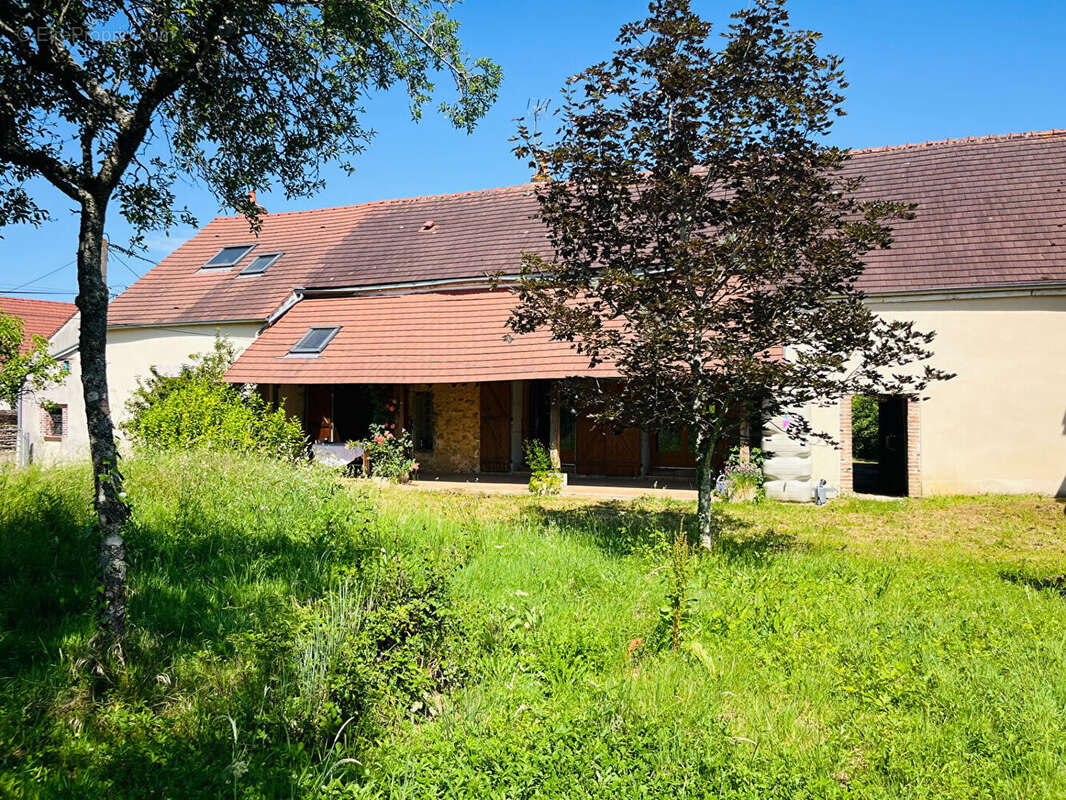 Maison à BLEIGNY-LE-CARREAU