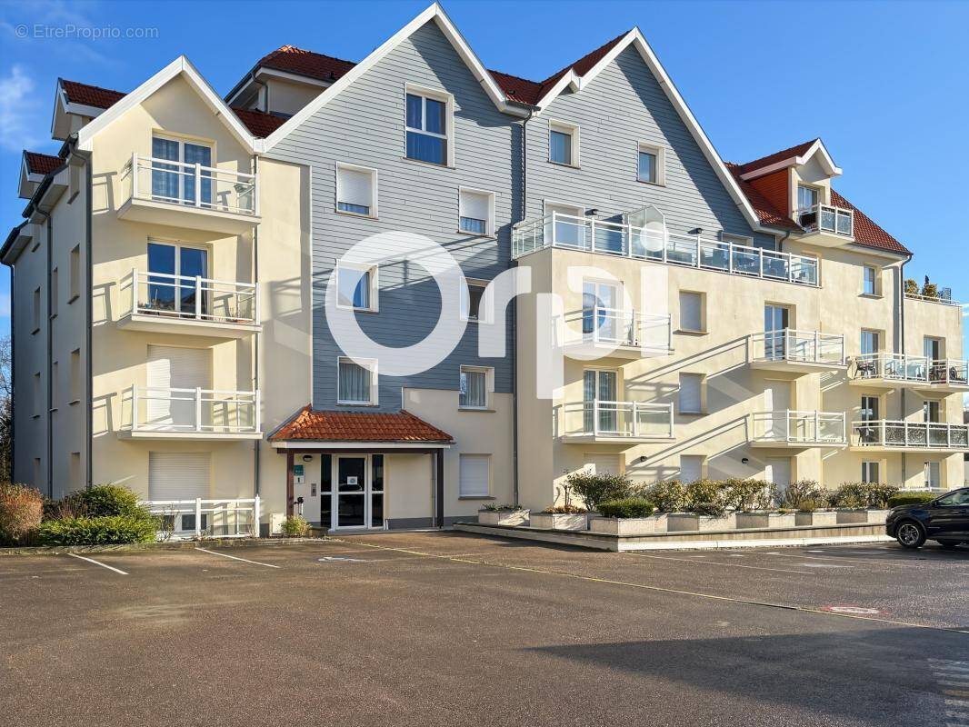 Appartement à SAINT-MARTIN-BOULOGNE