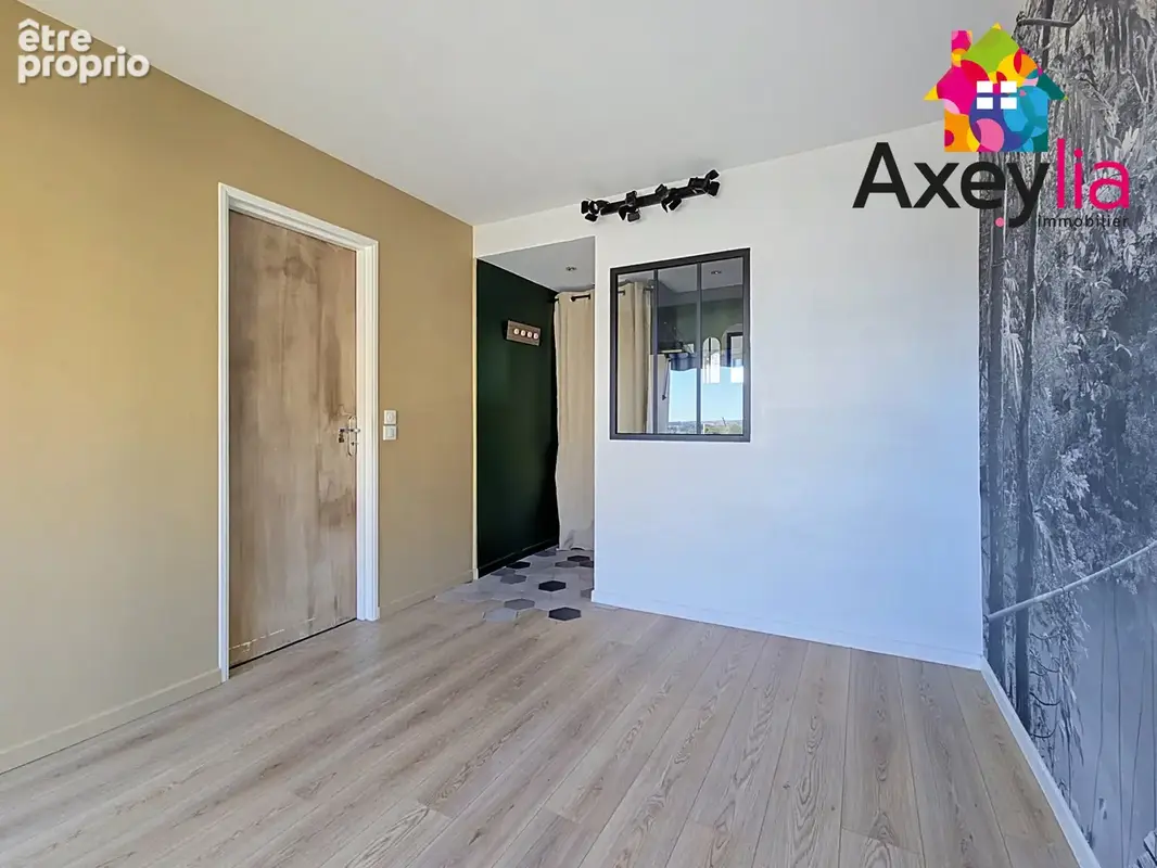 A vendre - roanne - appartement 3 chambres avec cave et place de parking privative - photo 6