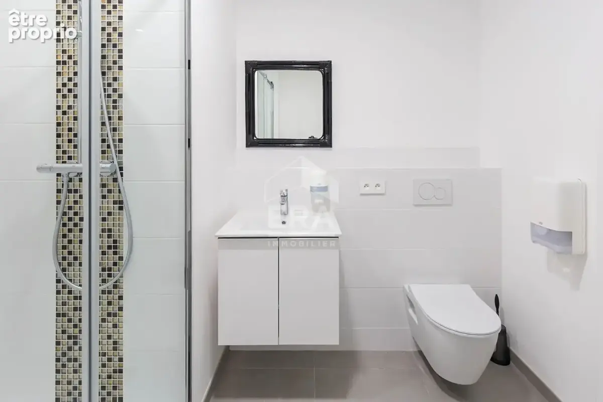 Appartement T5 avec 3 chambres proche du centre-ville - photo 7