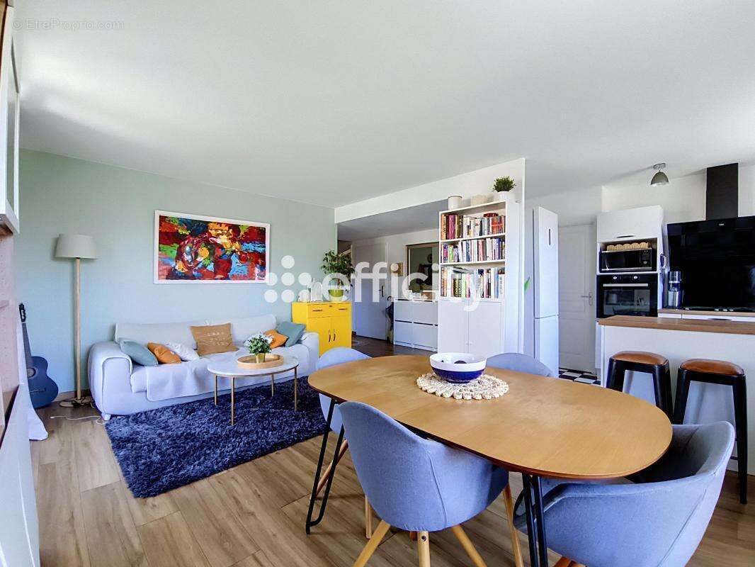 Appartement à SAINT-GRATIEN