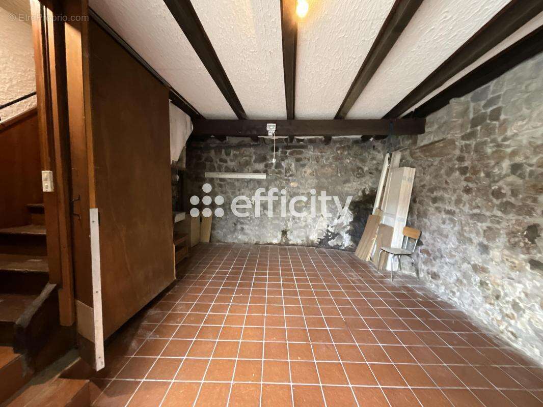 Maison à LE CHEYLARD