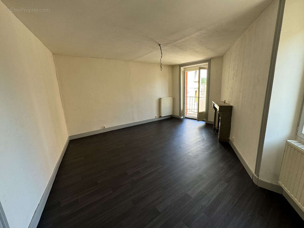 Photo 6 - Appartement à AMPLEPUIS