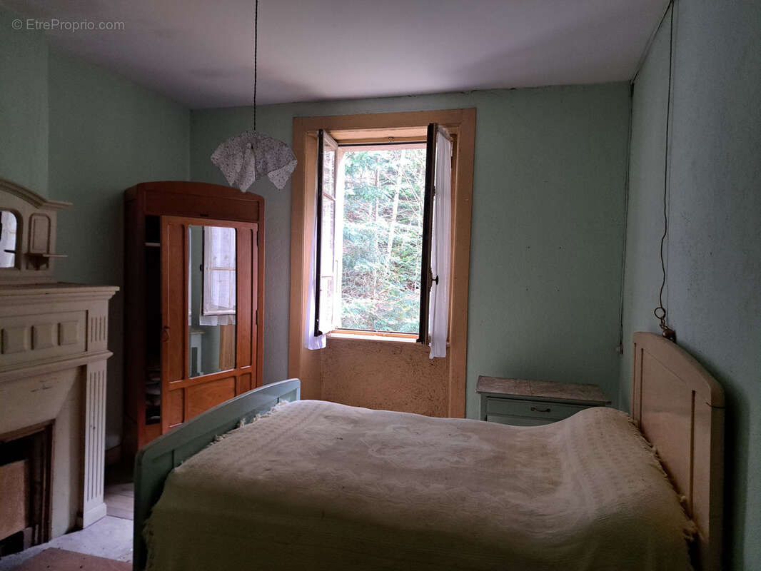 Maison à LE CHAMBON-SUR-LIGNON