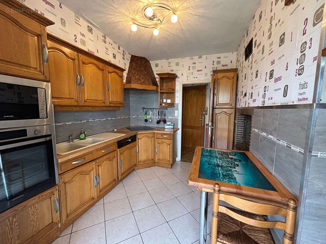 Maison à CHERRE