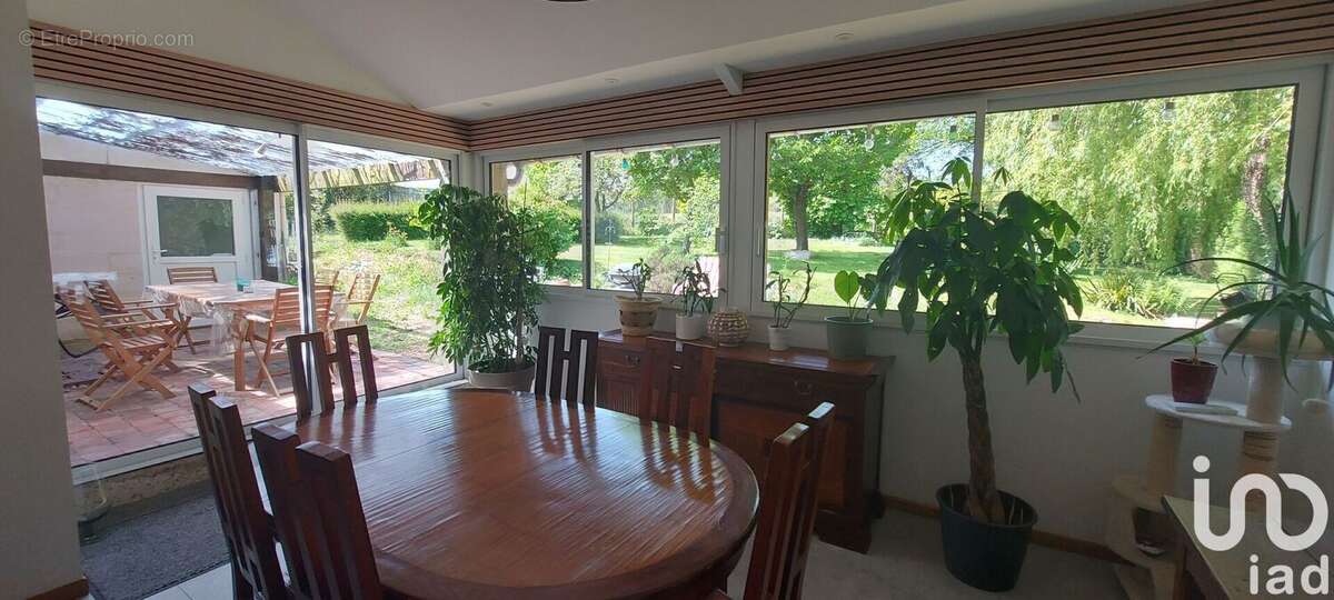 Photo 2 - Maison à LANDELLES