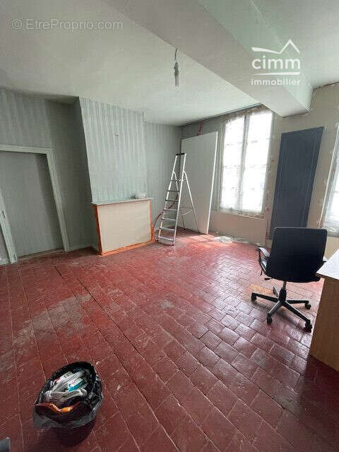 Maison 130 m² à Chateau-Renard  - photo 4