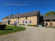 Maison à MOULINS-SUR-YEVRE