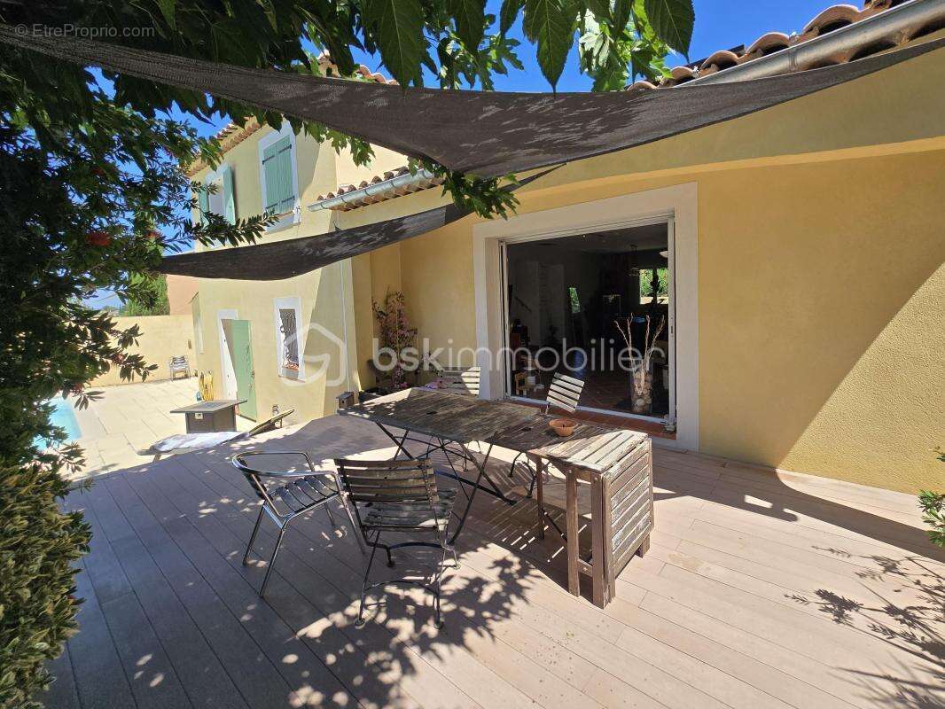 Maison 121 m² – 4 chambres – 2 sdb – piscine – garage – sans vis-à-vis – terrain 700 m² – dpe b - photo 2